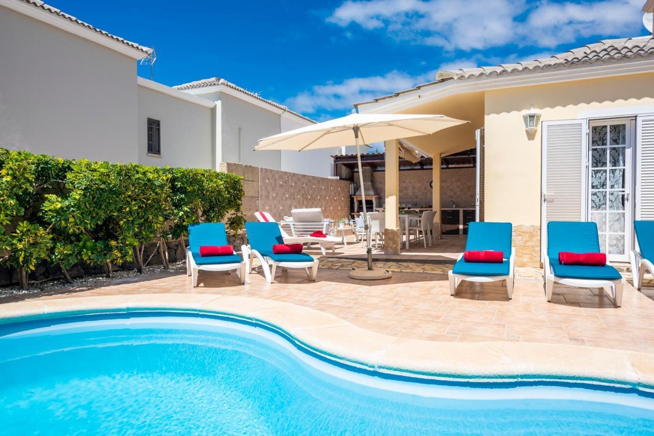 Beautiful Villa Anna With Heated Pool Costa Adeje  Dış mekan fotoğraf