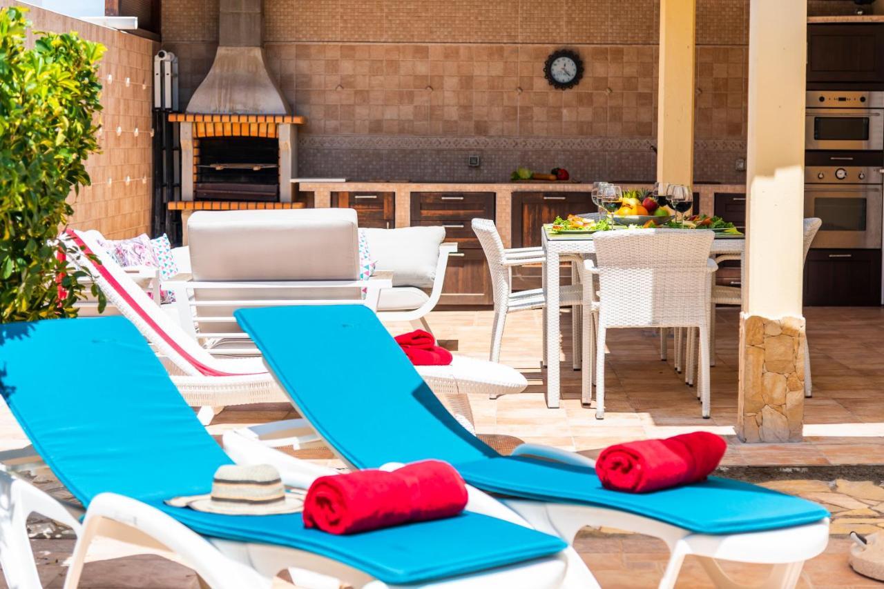 Beautiful Villa Anna With Heated Pool Costa Adeje  Dış mekan fotoğraf