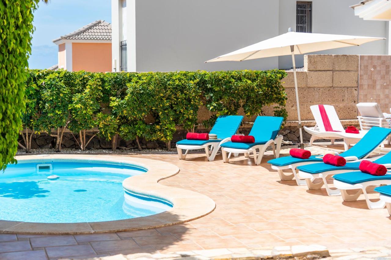 Beautiful Villa Anna With Heated Pool Costa Adeje  Dış mekan fotoğraf