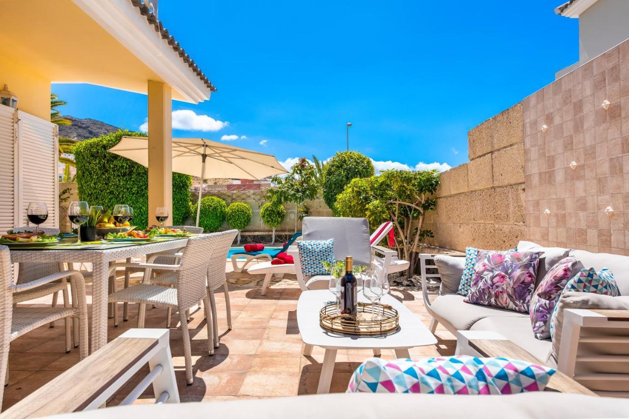 Beautiful Villa Anna With Heated Pool Costa Adeje  Dış mekan fotoğraf