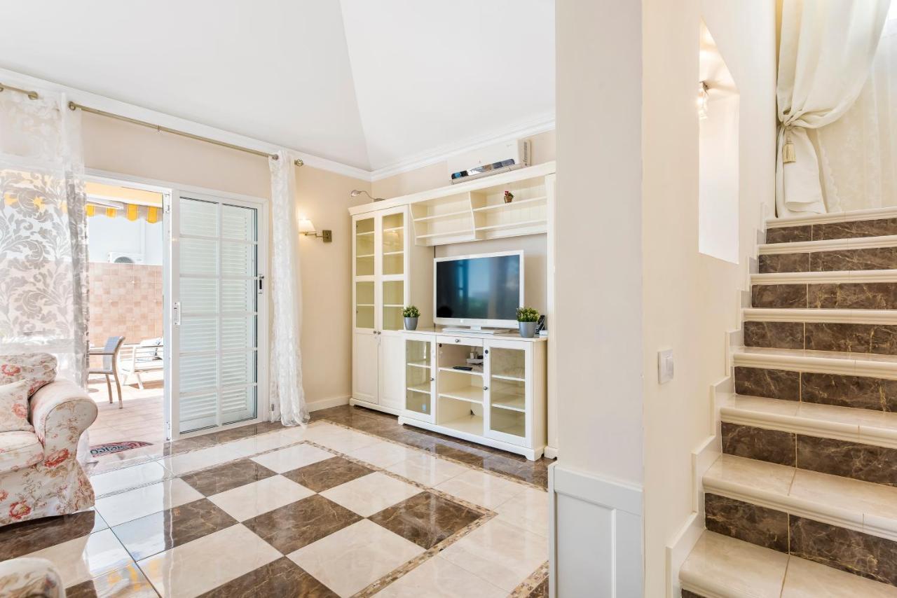 Beautiful Villa Anna With Heated Pool Costa Adeje  Dış mekan fotoğraf