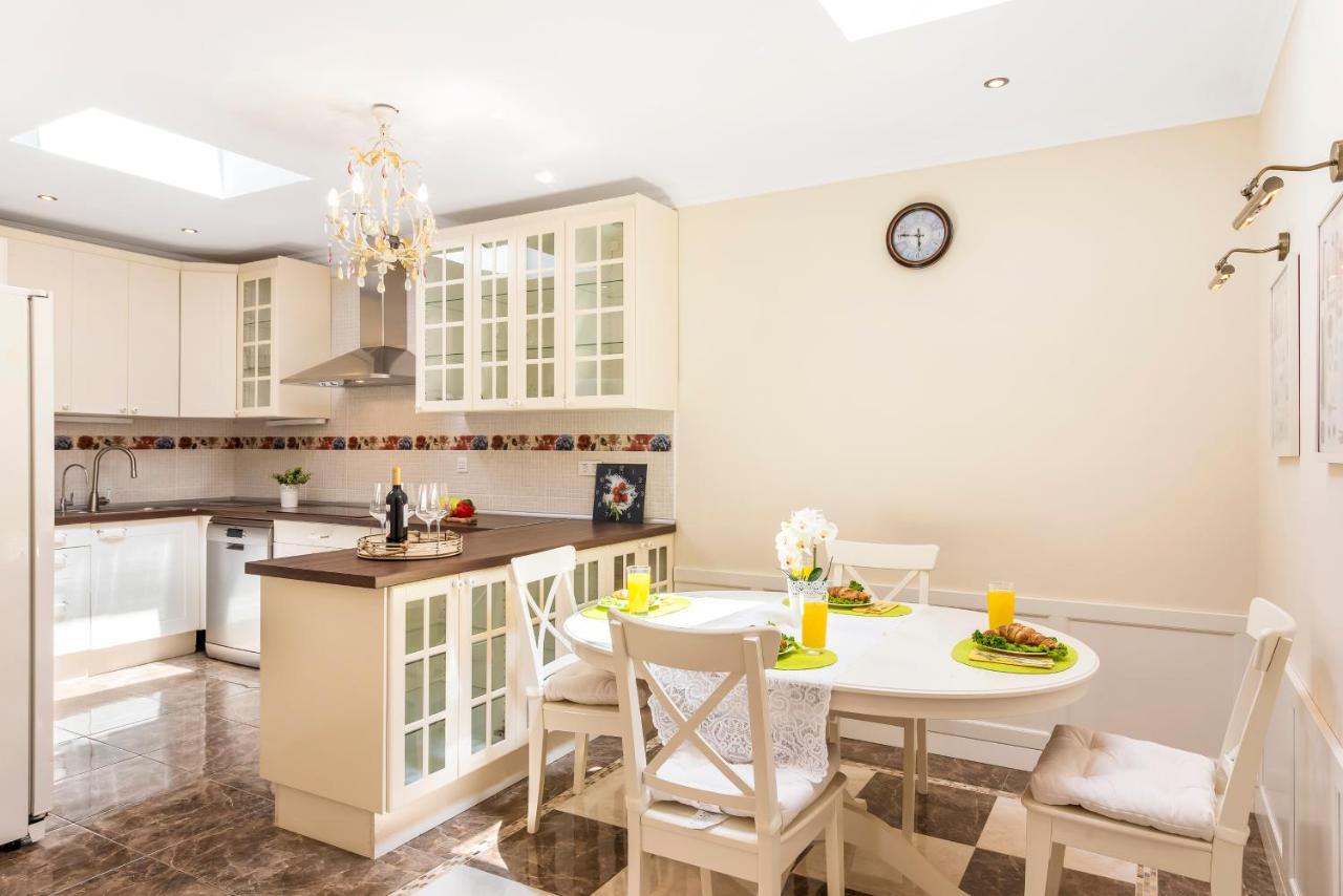 Beautiful Villa Anna With Heated Pool Costa Adeje  Dış mekan fotoğraf